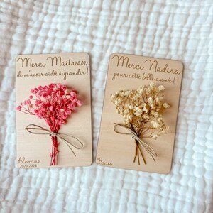 Carte en bois personnalisée avec fleurs séchées stabilisées cadeau fin d’année pour maîtresse nounou atsem enseignant remerciement image 6