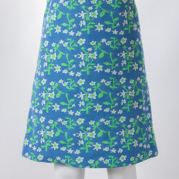 Vintage 1960s Mod Sundress, Blue Daisy Print Shif… - image 7