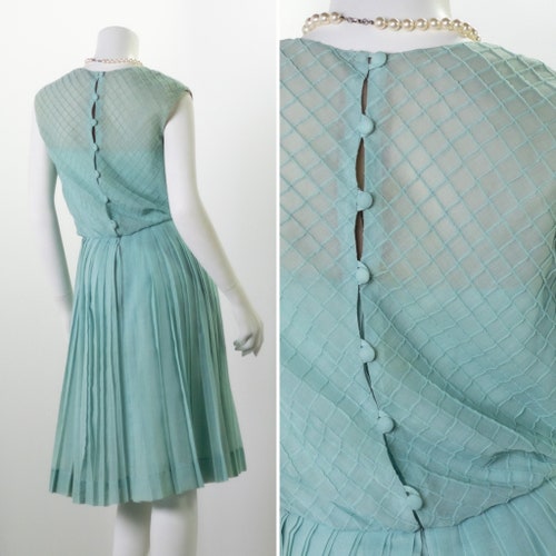 Vintage 1950s Dress, Mint Green Linen Sundress shops with Lattice Smocking, Pastel Sleeveless Mod Day Dress with Pleated Skirt and Button Up Back