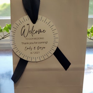 Welcome Bag Tag with Silk Ribbon- Personalized and Customizable. Welcome Tag. Customized Wedding Tag. Gift Bag Tag.