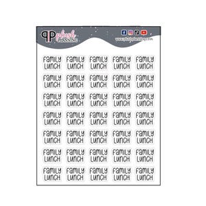 Może przedstawiać: Arkusz 30 białych naklejek z tekstem "Family Lunch" powtórzonym na każdej naklejce.
