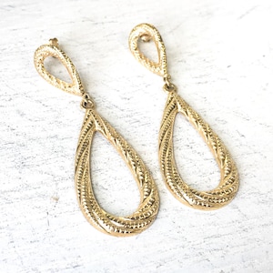 14K Yellow Gold Long Twisted Textured Teardrop Dangle Stud Earrings, 2&quot;, 1.2 Grams Total, Retro Minimalist Style Statement Earrings