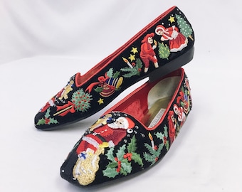 Vintage 1990s Frankie and Baby Beverly Feldman Christmas Embroidered Loafers, Sz. 6.5