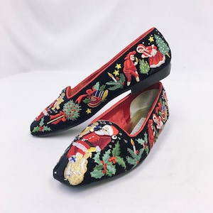Vintage 1990s Frankie and Baby Beverly Feldman Christmas Embroidered Loafers, Sz. 6.5 image 1