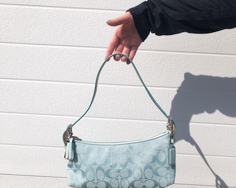 バッグ Coach Baguette Hampton Semi Demi Bag Vintage 2004 Coach Aqua Demi Hampton Baguette Shoulder Bag