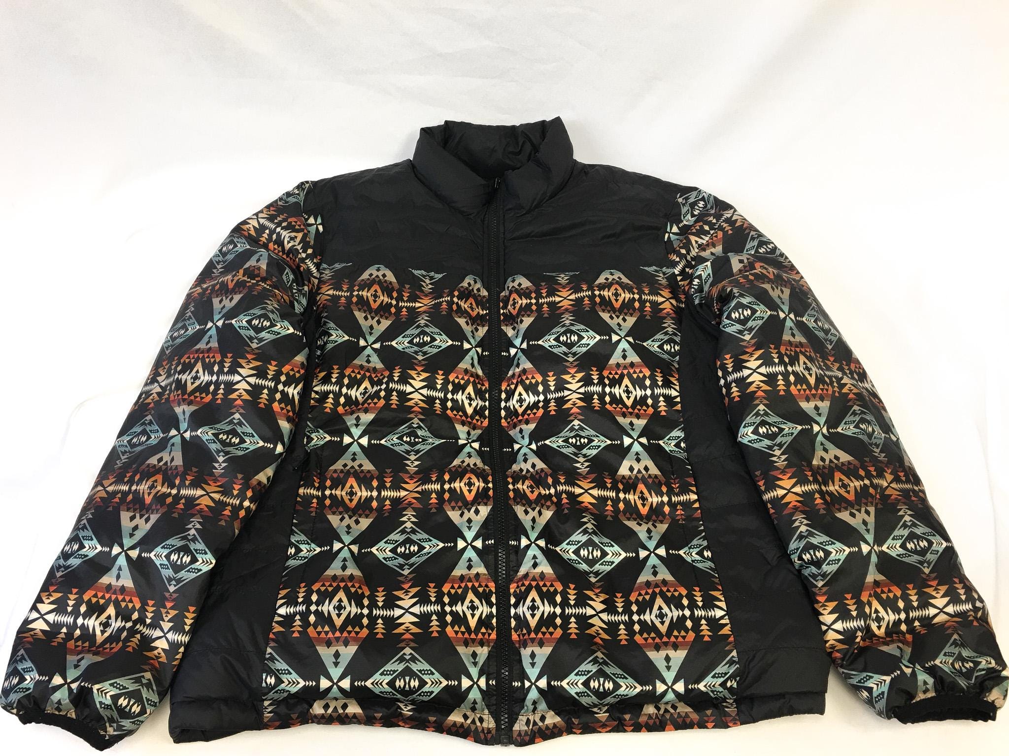 DakotaRanchVintage Reversible Pendleton Southwest Patterned Down Puffer Jacket Women s Sz. L Vintage Western Jacket