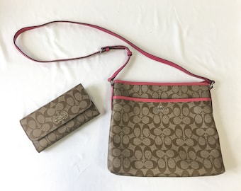 Vintage Coach Signature File Crossbody Bag with Pink Leather Trim and Matching Wallet Style F58297