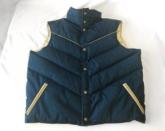 Vintage 80s Woolrich Navy Blue and Beige Down Puffer Vest, Women&#39;s Sz. L