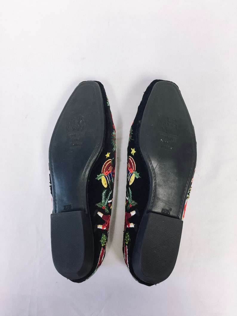 Vintage 1990s Frankie and Baby Beverly Feldman Christmas Embroidered Loafers, Sz. 6.5 image 8