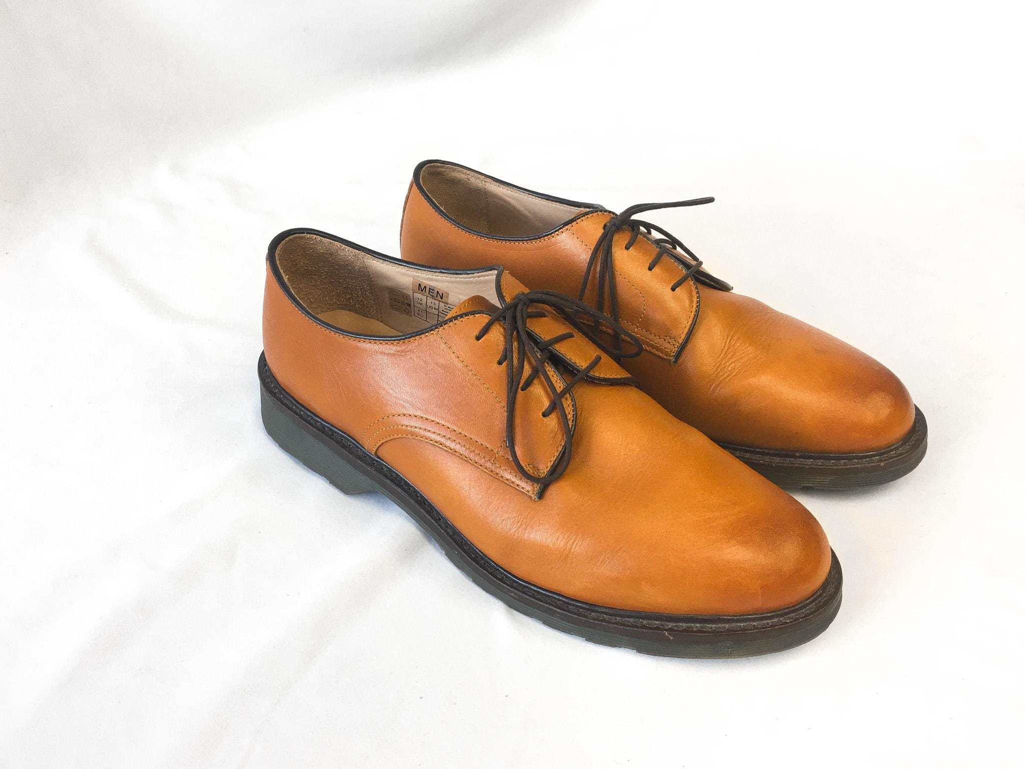 Vintage Dr. Martens Octavius Tan/brown Leather Oxford  display picture 3