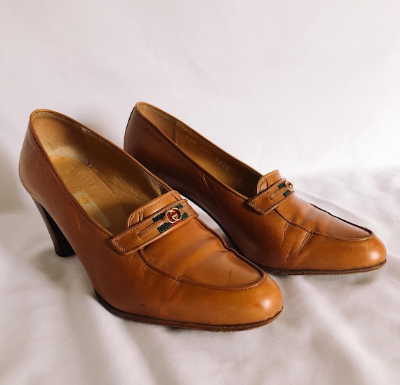 Vintage GUCCI Penny Loafer Light Brown Pumps, Sz. 37B, Approx. US Sz 6.5 AUTHENTICATED, Vintage Designer Preppy Academia Shoes