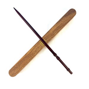 Witch and Wizard Wand in Real Wooden Display Box - Will O'Wisp's Wand Emporium - Certificate of Authenticity (The Scholar)