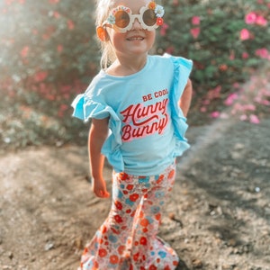 Personalized Kids Sunglasses: Floral Daisy Design with Hair Bows image 2