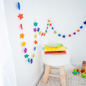 Rainbow Felt Star Garland | Multi Colour Star Bunting | Bedroom Kids Playroom Nursery Decor | Pom Pom Star Bunting
