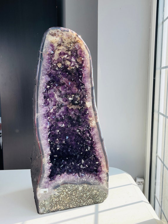 https://i.etsystatic.com/22195991/r/il/1230ff/3811213181/il_570xN.3811213181_dloi.jpg