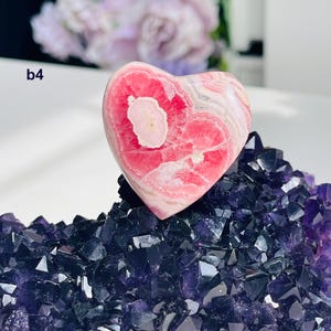 Coeur rubané en rhodochrosite : cristal argentin, rose inca (34-42 mm)-9