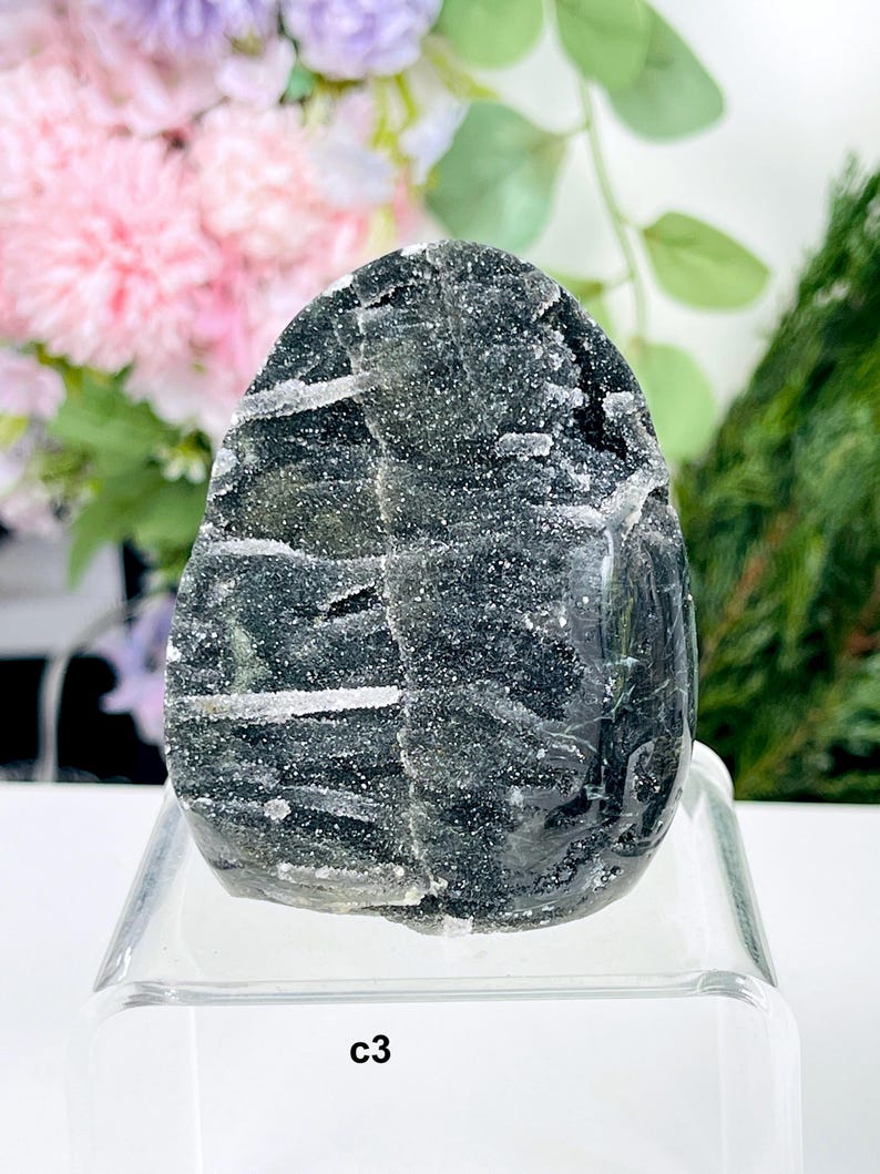 Rainbow Sugar Amethyst , Uruguay Amethyst Cutbase, Super Sparkling