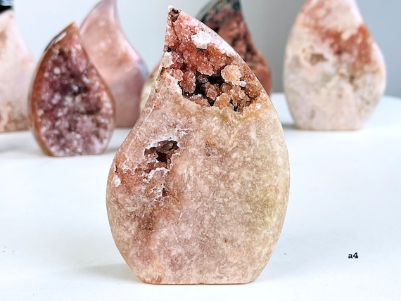 Pink Amethyst Flame: Polished Crystal Sculpture, Ethically Sourced