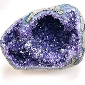 Uruguay Amethyst Geode Bowl: Deep Purple Crystal, Green Banding