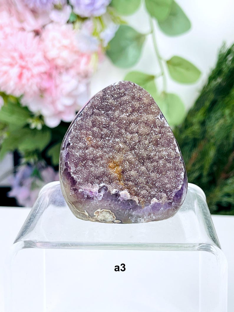 Rainbow Sugar Amethyst , Uruguay Amethyst Cutbase, Super Sparkling