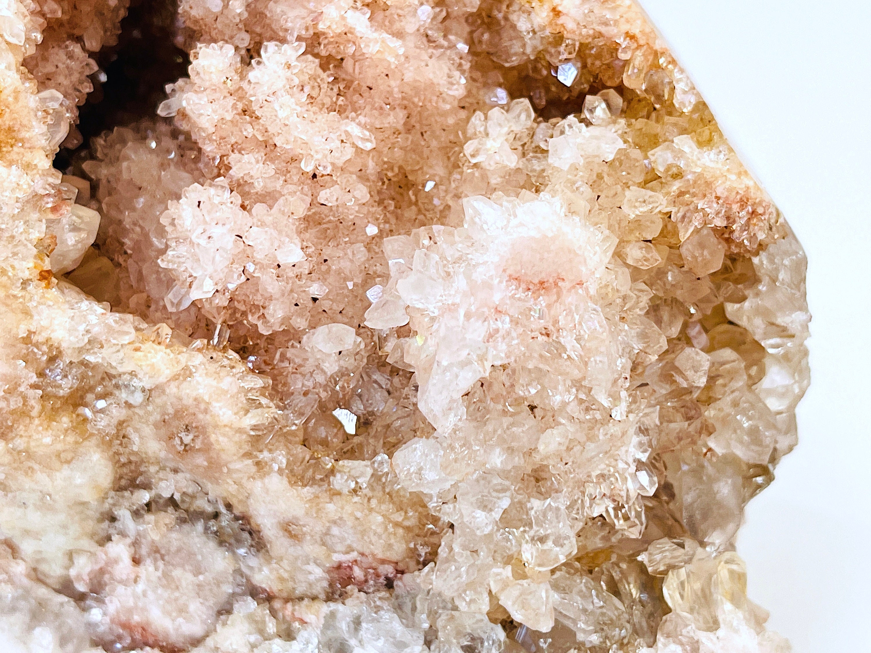 ピンクアメジスト ドゥルージー フリーフォーム：1.56kg 輝く