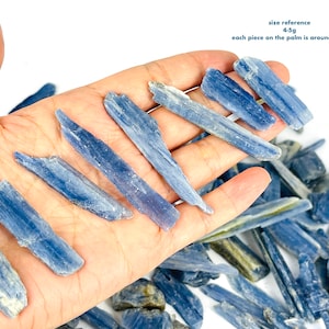 Klingen aus blauem Kyanit