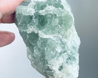 未加工アクアマリン：天然の青い結晶、未処理の宝石 - Etsy 日本
