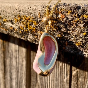 Pink Shell Necklace • Pink and Gold Shell Necklace •  Mother of Pearl Necklace • Pink Sea Shell Necklace • Shell Jewelry • Boho Necklace •