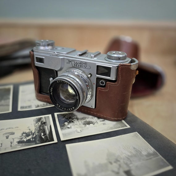 Vintage Kiev Camera Rangefinder film camera lens Jupiter-8M f2.0 F=50 mm lens Soviet Vintage Camera KMZ Retro Camera Original Leather Case