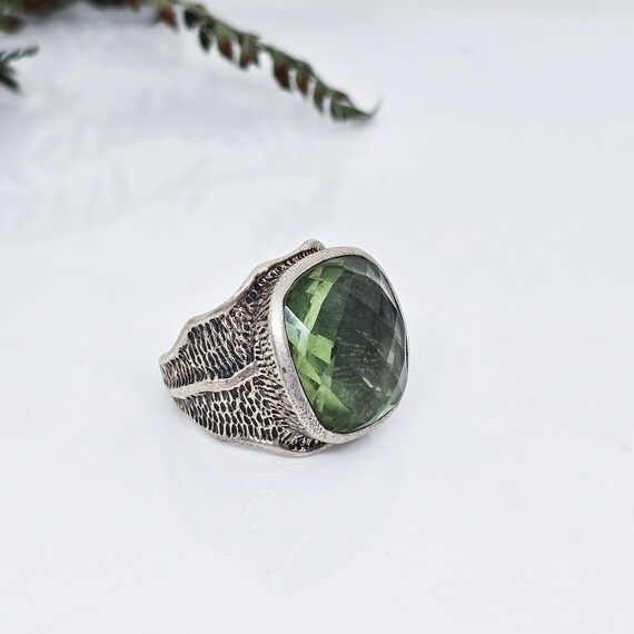 Anello tribale in argento sterling ossidato al 92,5% con quarzo