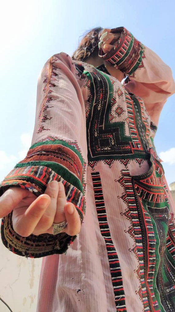 2000s Vintage Pink Afghan Traditional Handembroid… - image 4
