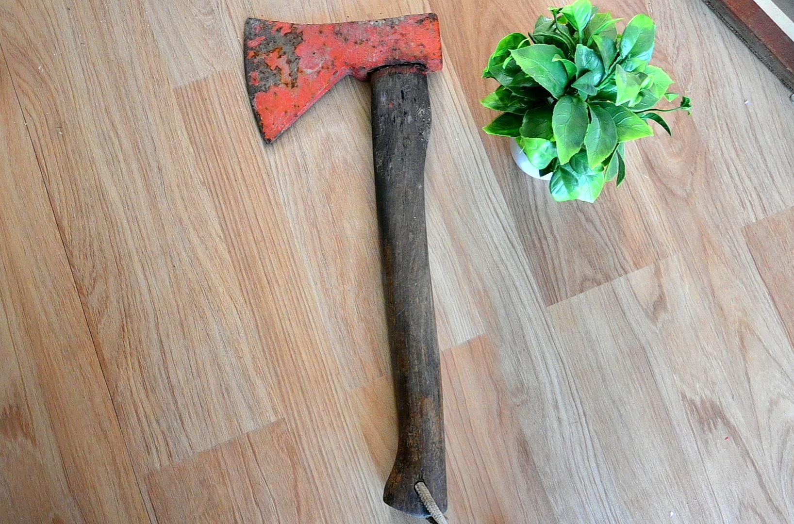 Old rusty axe - Etsy 日本