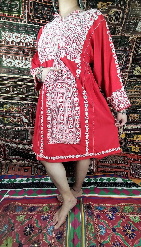 2000s Vintage HANDEMBROIDERED Balochi Afghan Tunic for Women embroidery by Balochistan pakistan afghani Dress kurti baloochi baluchi size M Etsy