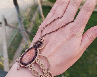 Glowing Elegance: Sunstone Macrame Bracelet-Ring