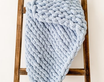 Light Blue Chunky Knit Blanket | Soft Chenille Hand-Knit Throw | Cozy Mother's Day Gift