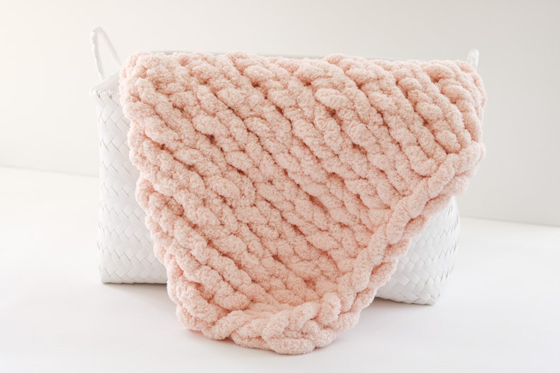 Light Pink Chunky Knit Blanket Soft Chenille Hand-knit Throw - Etsy