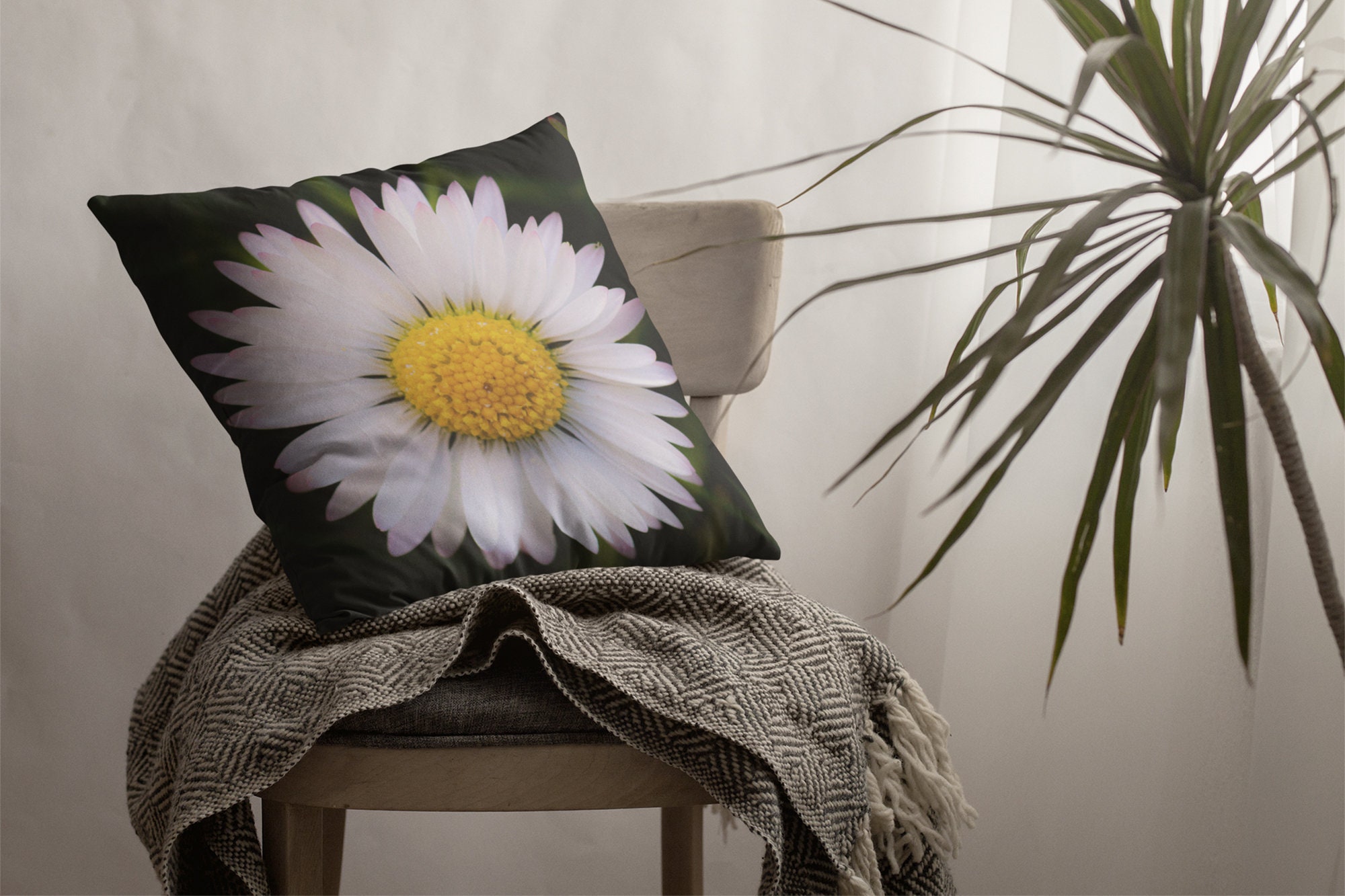 Daisy pillow cover daisy home decor decorative pillow for Etsy