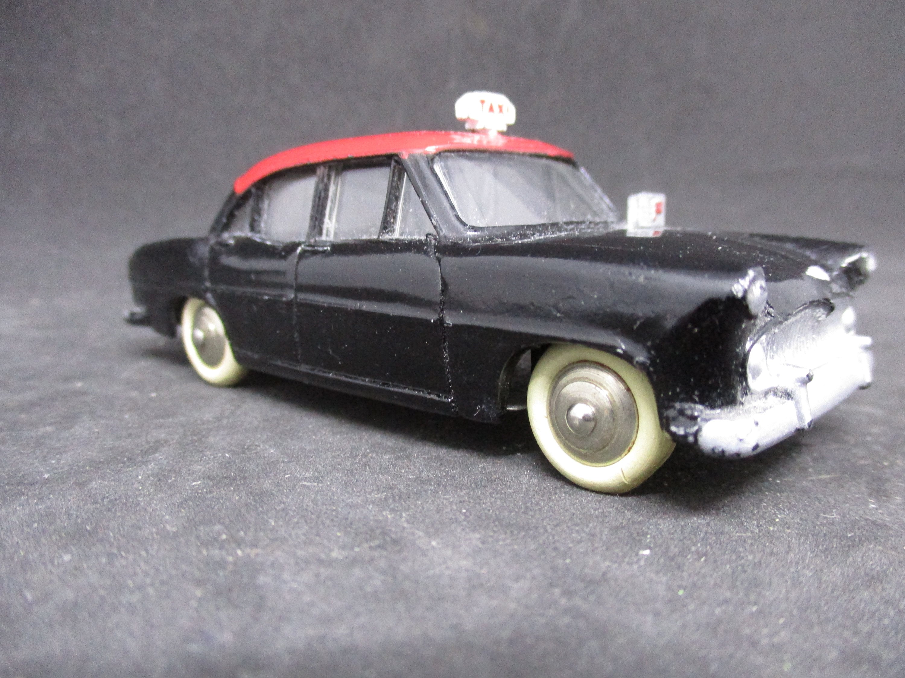 再度値下げ！美品　仏製Dinky Toys Simcaタクシー　ミニカー Dinky Toys 24ZT Simca Ariane Taxi (france) - Etsy