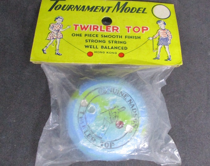 Vintage kusan Twin Twirler Red Yo-yo, 1960's, No String Vintage Twin ...
