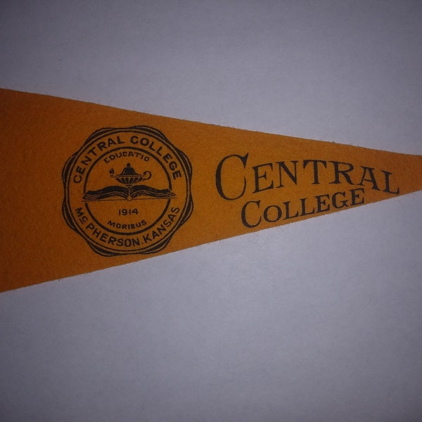 Central College Pennant 9 inches