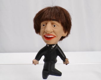 【入手困難】RINGO STARR サイン入りフィギア1996 年 Ringo Starr signed limited edition Gartlan Figure, Abbey