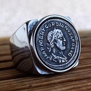 Chevalière romaine clearance