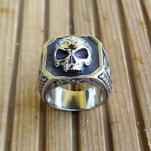 Skull Signet Ring in Solid Stainless Steel Very Beautiful Finish