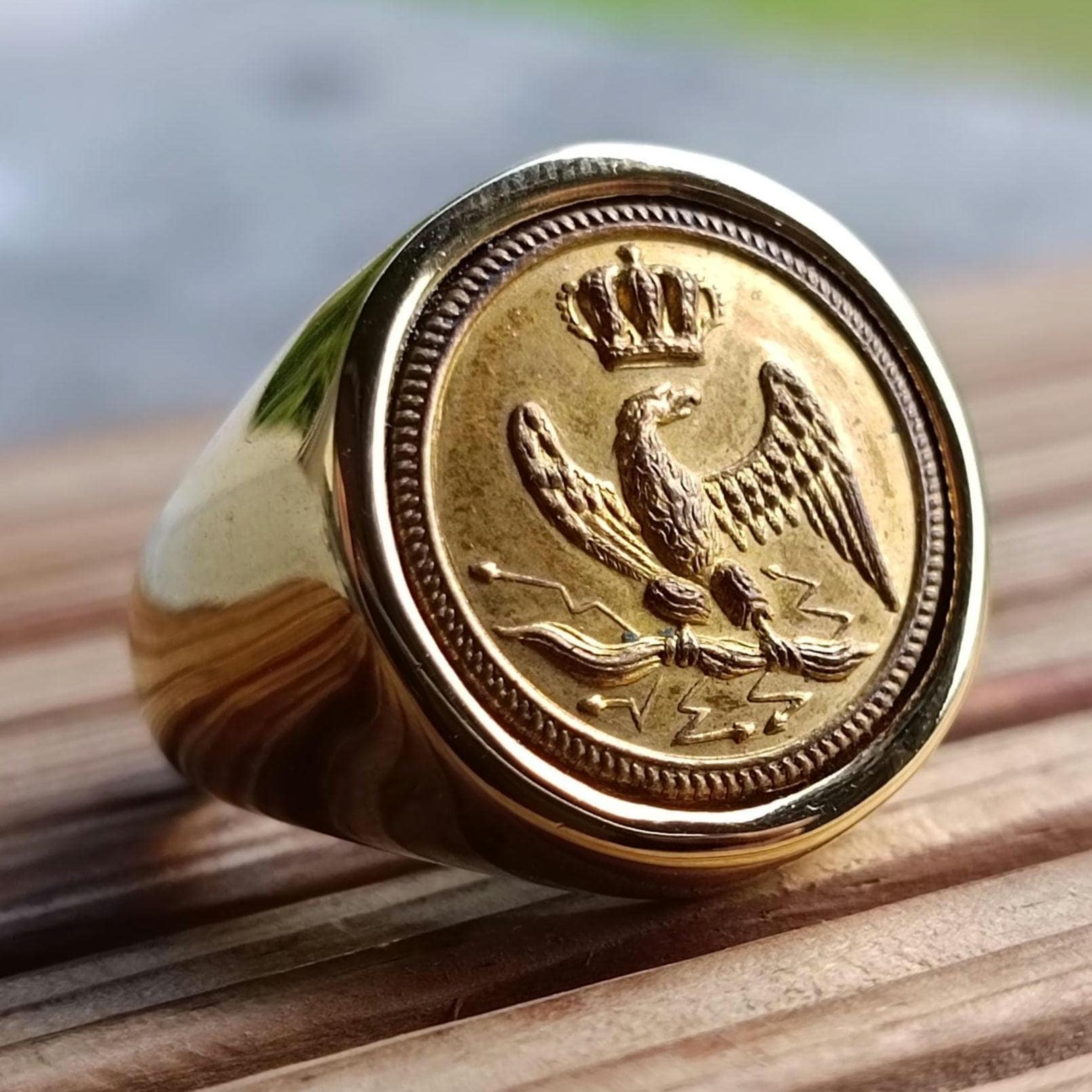 Boîte Artisanale Gris Foncé Avec Aigle Napoléon Bonaparte - Carton - 17,5x13x4cm