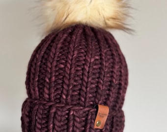 Czapka Atlas | Luksusowa czapka | Czapka dla dorosłych | Ręcznie robiona na drutach | Wełna merynosów | Ciemnobrązowa