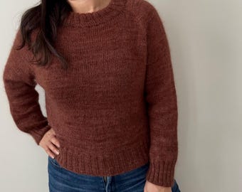 Wzór na sweter Anna Raglan: prosty dzianinowy (do pobrania cyfrowego)