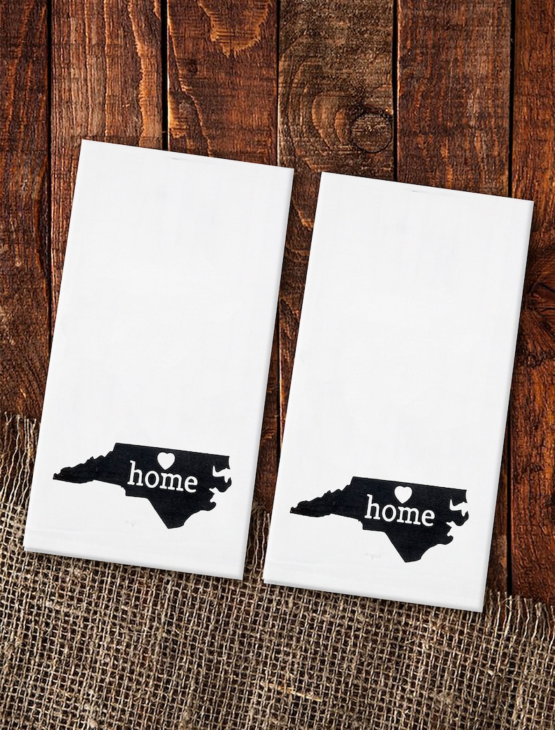 Home State Decor 100/% Cotton State Pride Set of 2 North Carolina Home State Flour Sack Kitchen Towel 20 x 28
