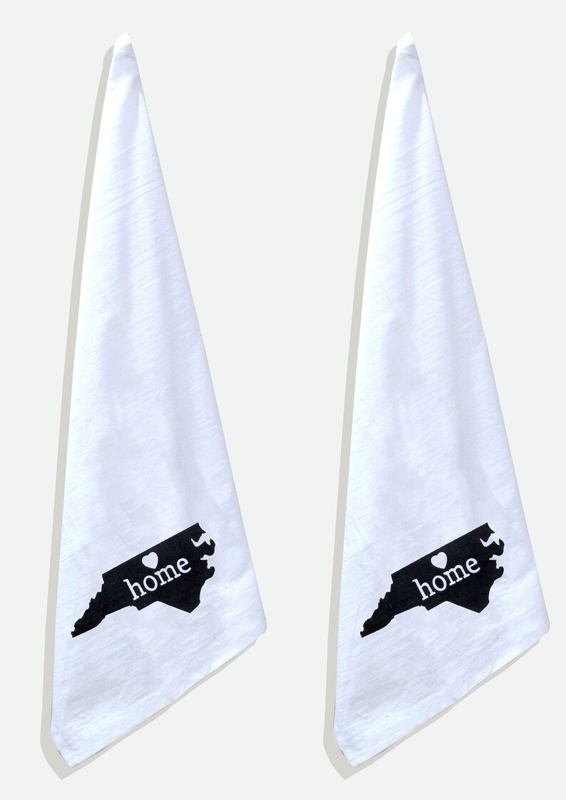 Home State Decor 100/% Cotton State Pride Set of 2 North Carolina Home State Flour Sack Kitchen Towel 20 x 28