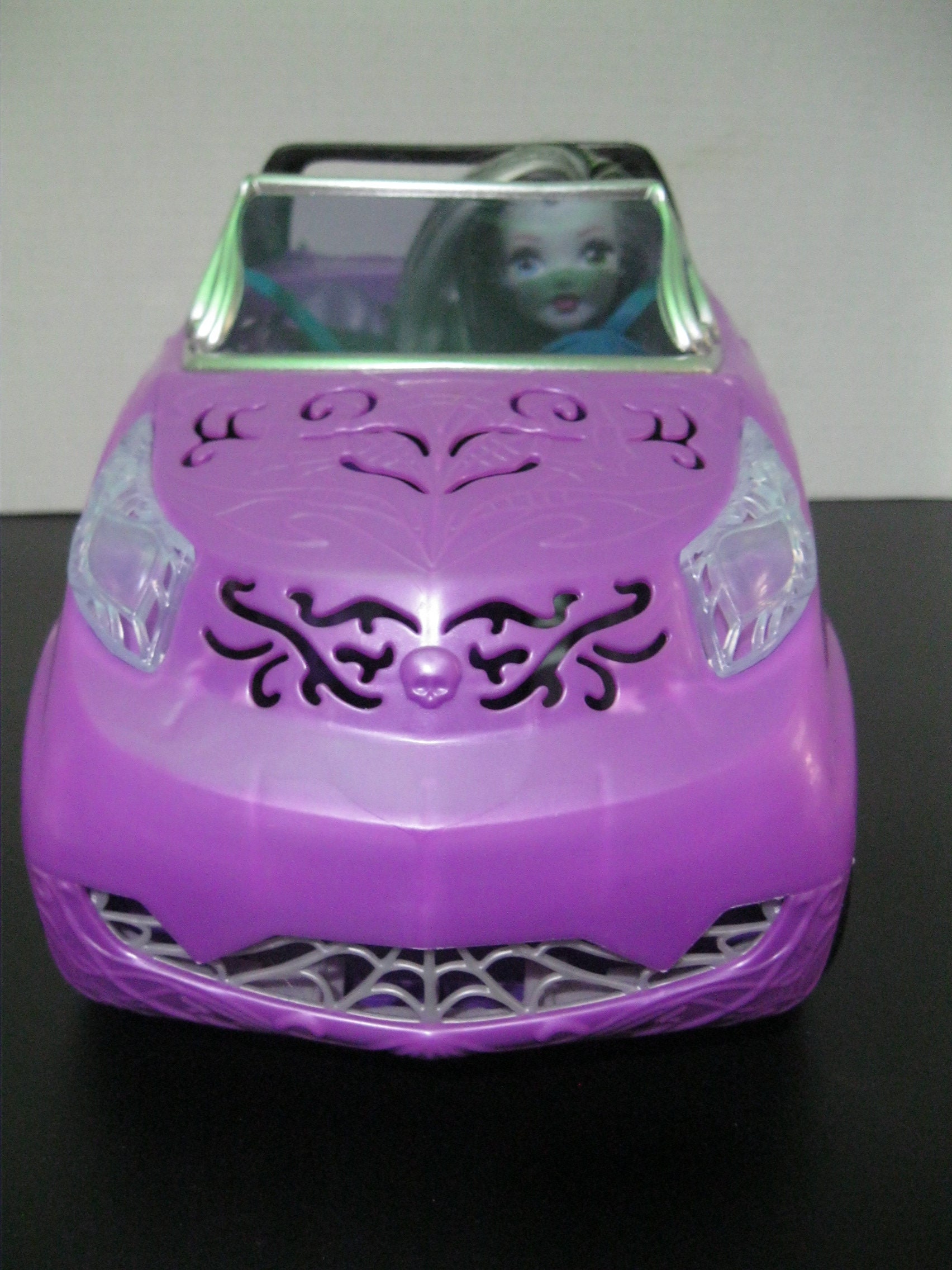 Monster High Purple Toy Car Convertible City of Frights Frankie