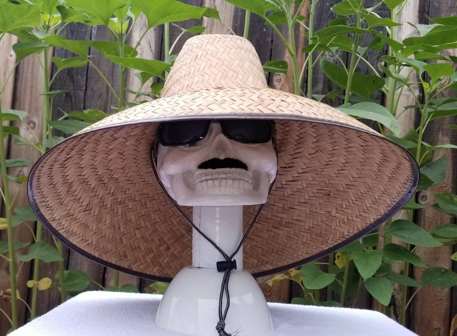 Mega Shade Straw Hat Maximum Coverage 20x 20 Inches Etsy